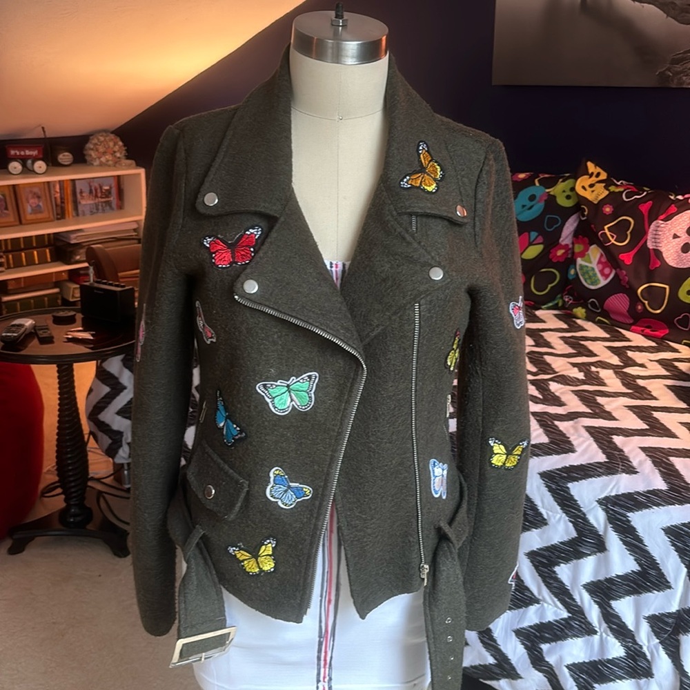 Signature Eight jacket with butterfly patches size medium